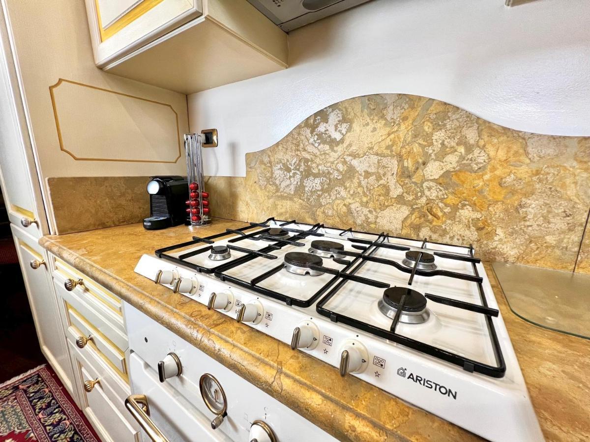 Apartament Luxury House - Foppa61 Mediolan Zewnętrze zdjęcie