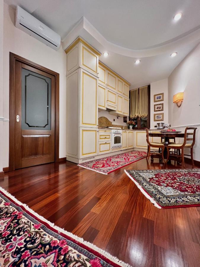Apartament Luxury House - Foppa61 Mediolan Zewnętrze zdjęcie